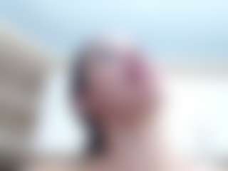 Live cam show with LizethBels - Middle Aged on luckytryst.com