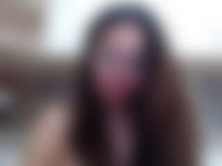 Live cam show with LizethBels - Middle Aged on luckytryst.com