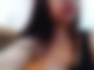 LizethBels MILF webcam performer live streaming