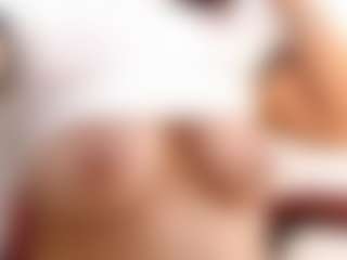 LizethBels MILF webcam performer live streaming