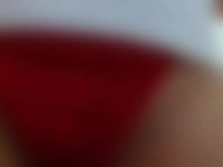 Live cam show with LizethBels - Bedroom MILF on Gym Cam Girls