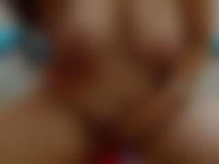 LizethBels MILF webcam performer live streaming