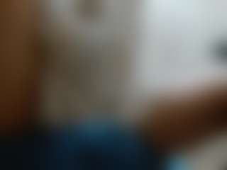 Live cam show with LizethBels - Middle Aged on MyBangCams