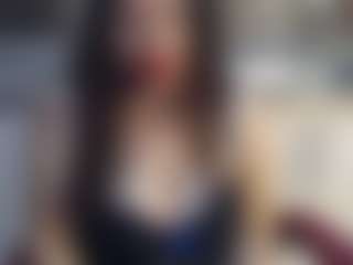 LizethBels MILF webcam performer live streaming