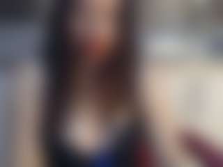 Live cam show with LizethBels - Office on Camsoda