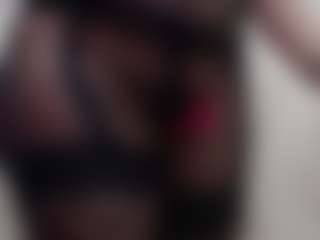 Live cam show with LizethBels - Skinny on Milfs Live
