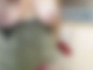 LizethBels MILF webcam performer live streaming