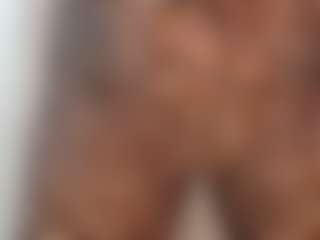 LizethBels MILF webcam performer live streaming