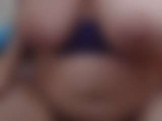 Live cam show with LizethBels - Skinny on Camsoda Late Night