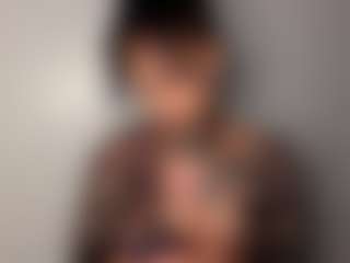 TrinityTeighlour's Live Sex Cam Show