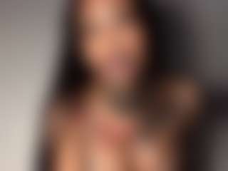 TrinityTeighlour's Live Sex Cam Show