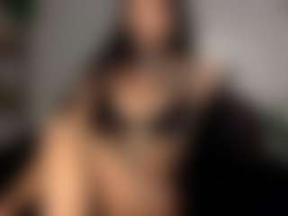 TrinityTeighlour's Live Sex Cam Show