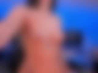 Live cam show with AlyssaDean - Skinny on Camsoda
