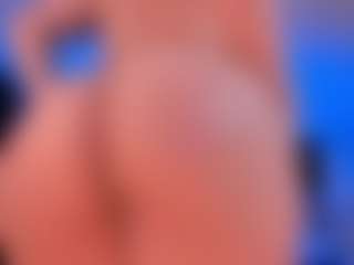 Live cam show with AlyssaDean - Amateur on Camsoda