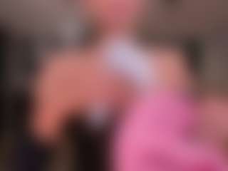 Live cam show with AlyssaDean - Solo on Milfs Live