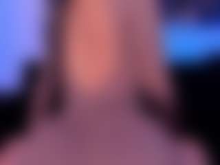 Live cam show with AlyssaDean - Bikini on SinfulBabes