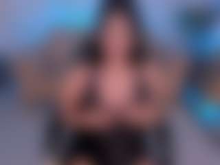 Live cam show with AlyssaDean - Nipple Piercings on infinitiblacc.com