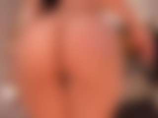 Live cam show with AlyssaDean - Student on Camsoda