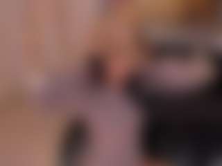 Live cam show with AlyssaDean - Solo on xfollow cams