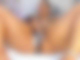 Live cam show with ELETTRA - Ebony on Strip Flash - Live Sex Shows | colombia