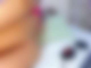 ELETTRA's Live Sex Cam Show