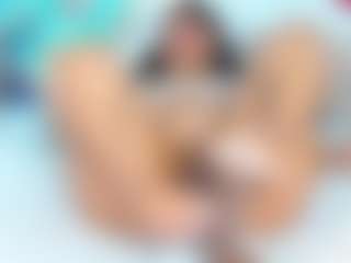 Live cam show with Elettra - Ebony on Fit Hotties | colombia