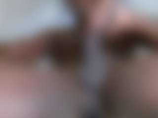 Live cam show with largo-eddy - Bedroom on Cam Slut