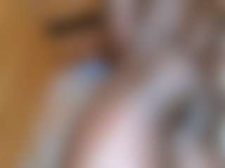Live cam show with largo-eddy - Dildo on SinfulBabes