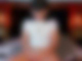 PEACHFEMMEBOY's Live Sex Cam Show