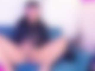 PEACHFEMMEBOY's Live Sex Cam Show