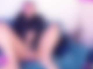 PEACHFEMMEBOY's Live Sex Cam Show