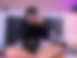 Live cam show with PEACHFEMMEBOY - Average on Dolls Live