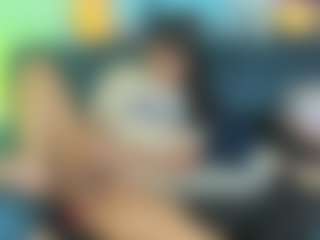 PEACHFEMMEBOY's Live Sex Cam Show