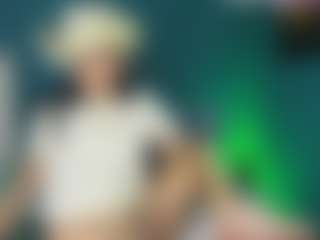PEACHFEMMEBOY's Live Sex Cam Show