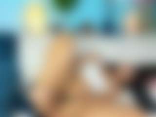 PEACHFEMMEBOY's Live Sex Cam Show