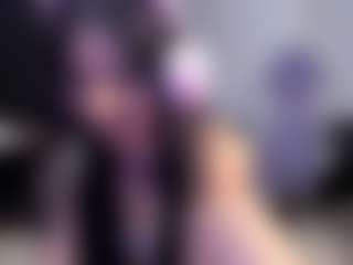 Luna's Live Sex Cam Show