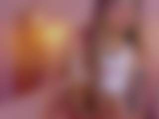 CrystalW's Live Sex Cam Show