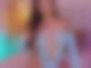CrystalW's Live Sex Cam Show