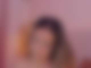 CrystalW's Live Sex Cam Show