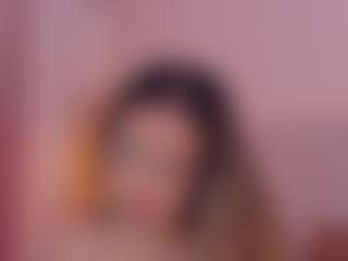 CrystalW's Live Sex Cam Show