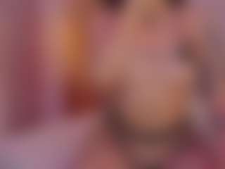 CrystalW's Live Sex Cam Show