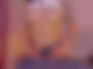 Live cam show with CrystalW - Squirt on xxxlivecams.org