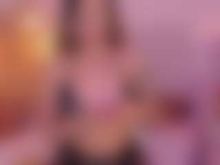 Live cam show with CrystalW - Blonde Hair on Big Tits