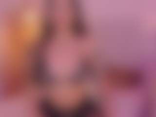 Live cam show with CrystalW - Blonde Hair on Porn Luv