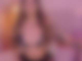 Live cam show with CrystalW - Blonde Hair on Hubzter Live