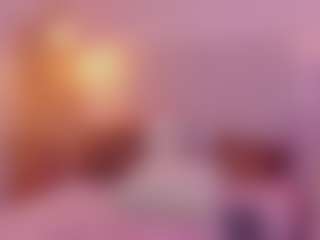 Live cam show with CrystalW - Athletic on TeamSkeetLive