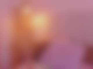 Live cam show with CrystalW - Blonde Hair Petite on infinitiblacc.com