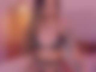 Live cam show with CrystalW - Ride Torso on dropp.cam