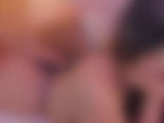 CrystalW's Live Sex Cam Show