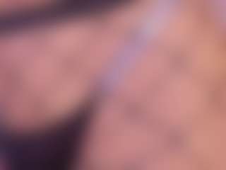 CrystalW's Live Sex Cam Show